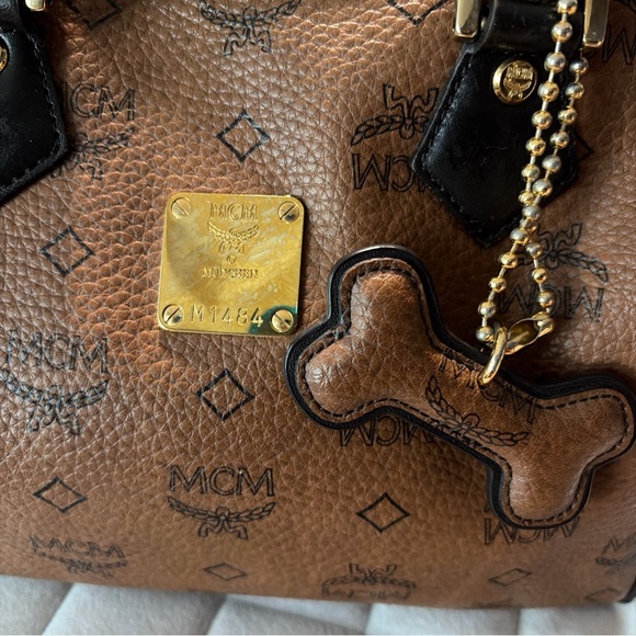 MCM Chocolate Leather Boston - Picture 2 of 14